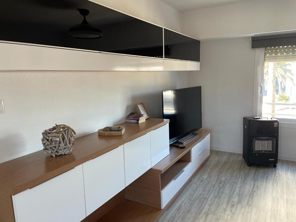 Apartamento En Complejo Residencial Con Piscina Y Garaje Frente Al Mar Valência Exterior foto